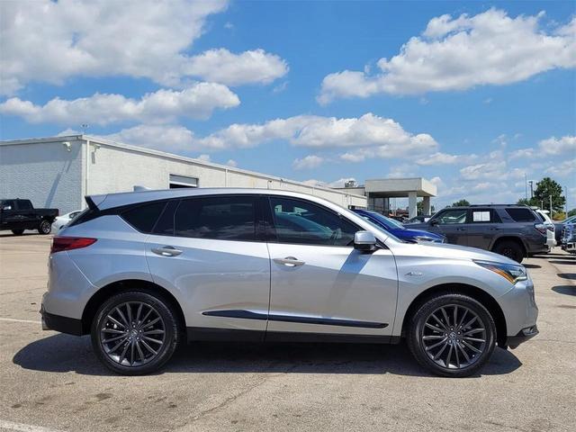 Photo of 2023 Lunar Silver Acura RDX