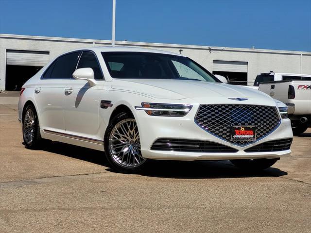 2021 Genesis G90