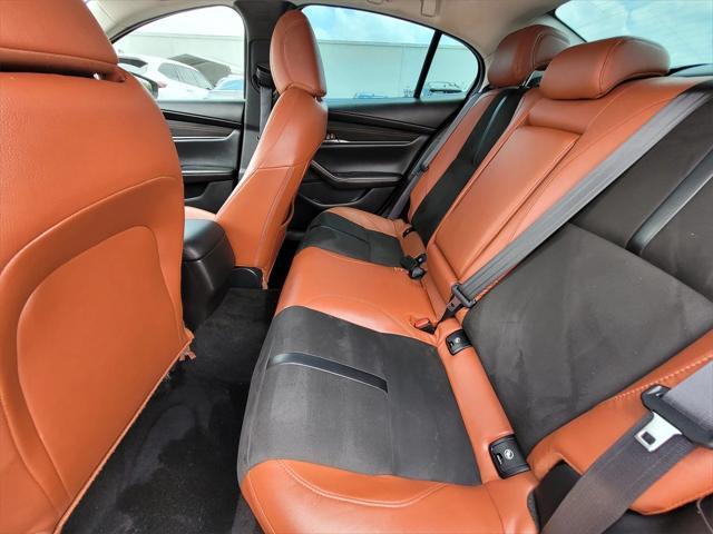 Photo of 2024 Zircon Sand Metallic Mazda Mazda3