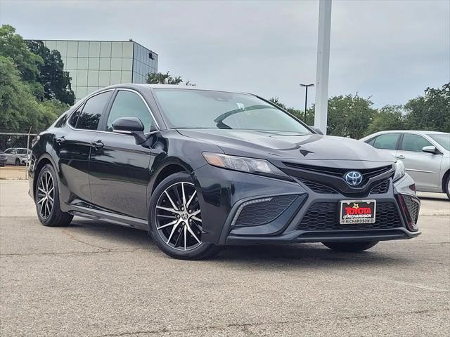 2024 Toyota Camry Hybrid