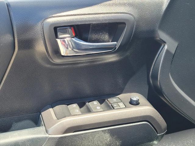 Photo of 2017 Magnetic Gray Toyota Tacoma