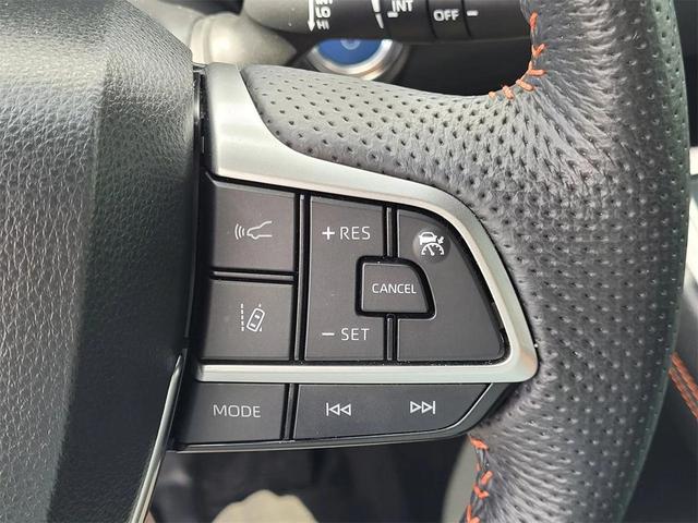 Photo of 2023 Midnight Black Toyota Sienna