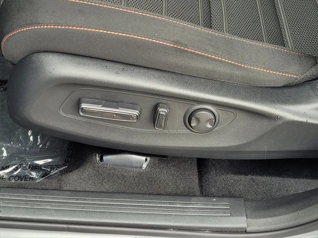 Photo of 2024 Urban Gray Pearl Honda CR-V Hybrid