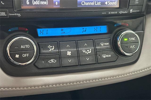 Photo of 2018 Silver Sky Metallic Toyota RAV4 Hybrid
