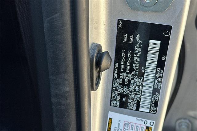 Photo of 2024 Classic Silver Metallic Toyota 4Runner