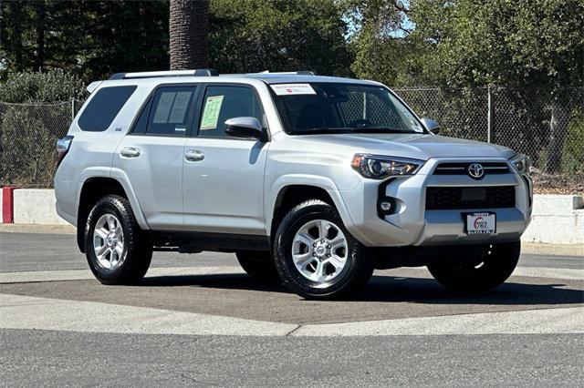 Photo of 2024 Classic Silver Metallic Toyota 4Runner