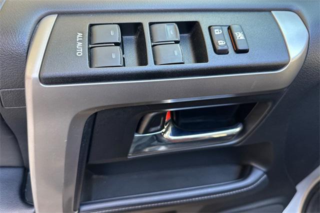 Photo of 2024 Classic Silver Metallic Toyota 4Runner