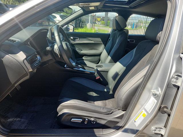 Photo of 2025 Lunar Silver Metallic Acura Integra