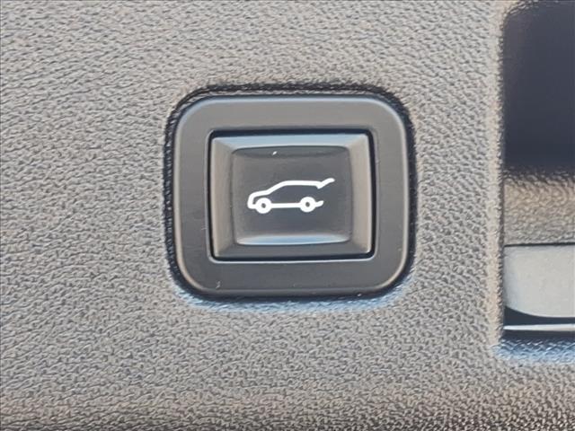 Photo of 2018 Nightfall Gray Metallic Chevrolet Equinox