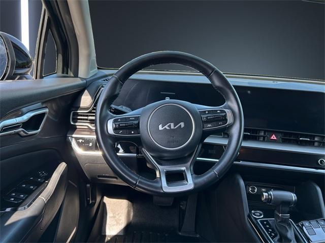 Photo of 2023 Ebony Black Kia Sportage