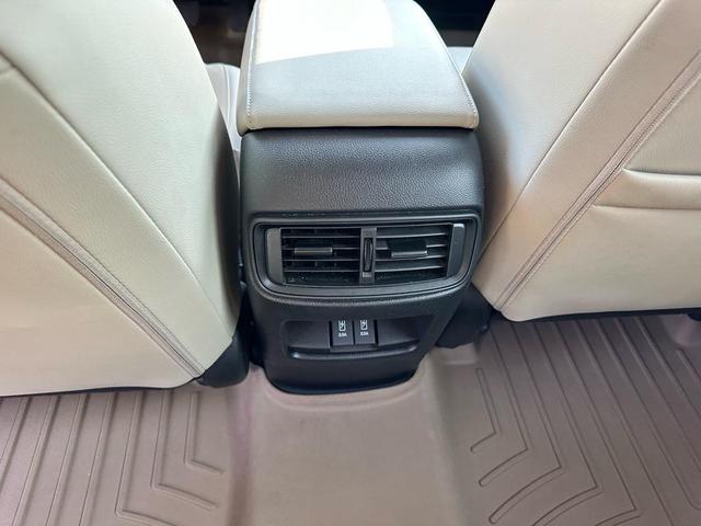 Photo of 2020 Platinum White Pearl Honda CR-V