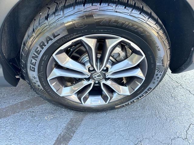Photo of 2020 Platinum White Pearl Honda CR-V