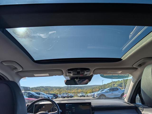 Photo of 2024 Carbon Blue Hyundai SONATA Hybrid
