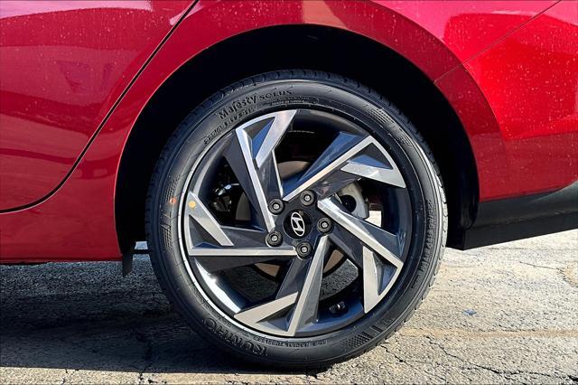 Photo of 2025 Ultimate Red Hyundai ELANTRA
