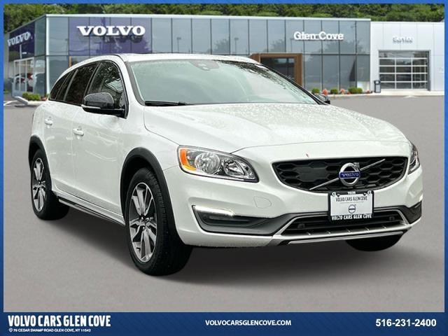 2016 Volvo V60 Cross Country