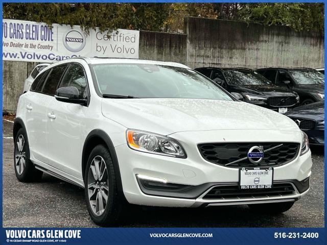 2016 Volvo V60 Cross Country