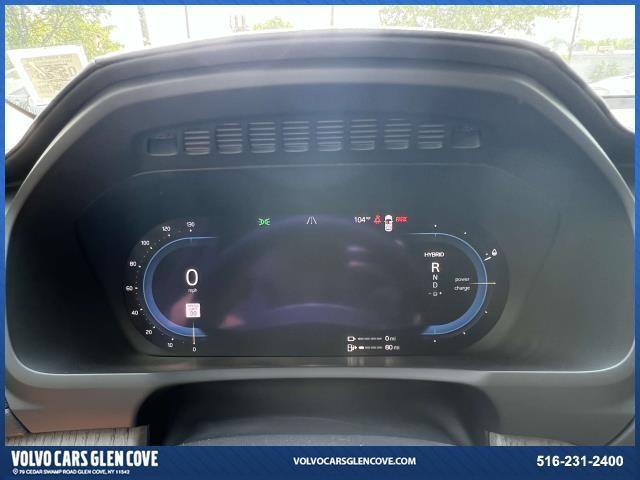 Photo of 2023 Onyx Black Metallic Volvo XC90 Recharge Plug-In Hybrid