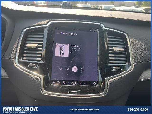Photo of 2023 Onyx Black Metallic Volvo XC90 Recharge Plug-In Hybrid