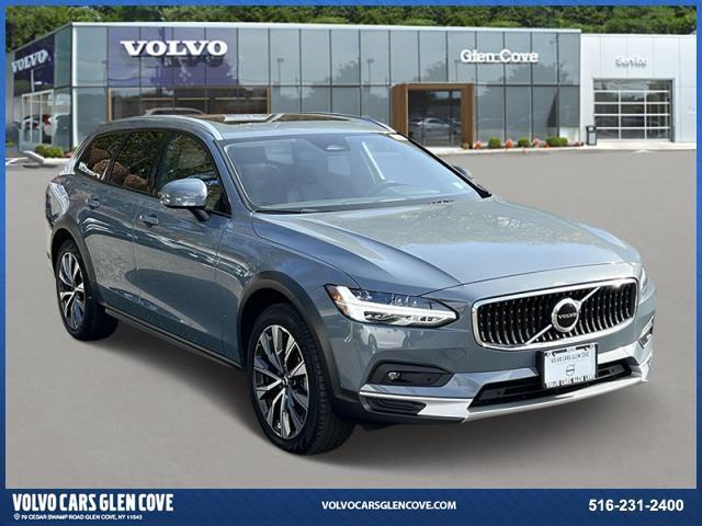 2022 Volvo V90 Cross Country