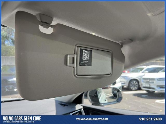 Photo of 2025 Metallic Volvo S60