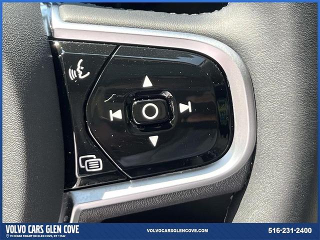 Photo of 2025 Mulberry Red Volvo XC90