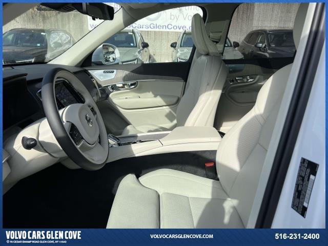 Photo of 2025 Crystal White Pearl Volvo XC90 Plug-In Hybrid