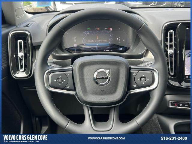 Photo of 2023 Fjord Blue Metallic Volvo XC40