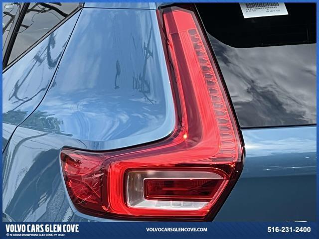 Photo of 2023 Fjord Blue Metallic Volvo XC40