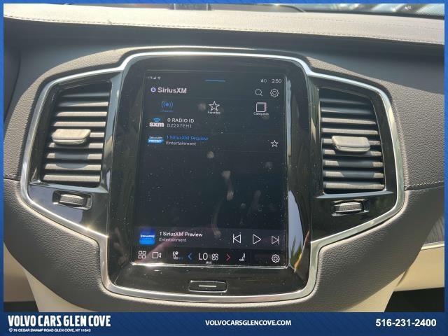Photo of 2023 Crystal White Metallic Volvo XC90 Recharge Plug-In Hybrid