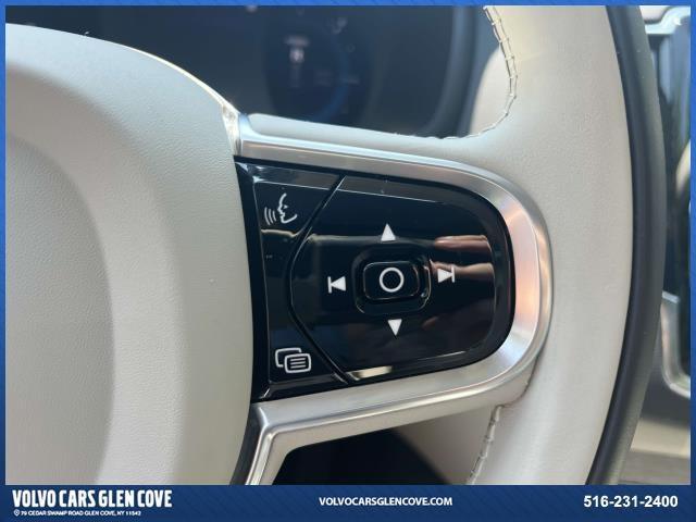 Photo of 2023 Crystal White Metallic Volvo XC90 Recharge Plug-In Hybrid