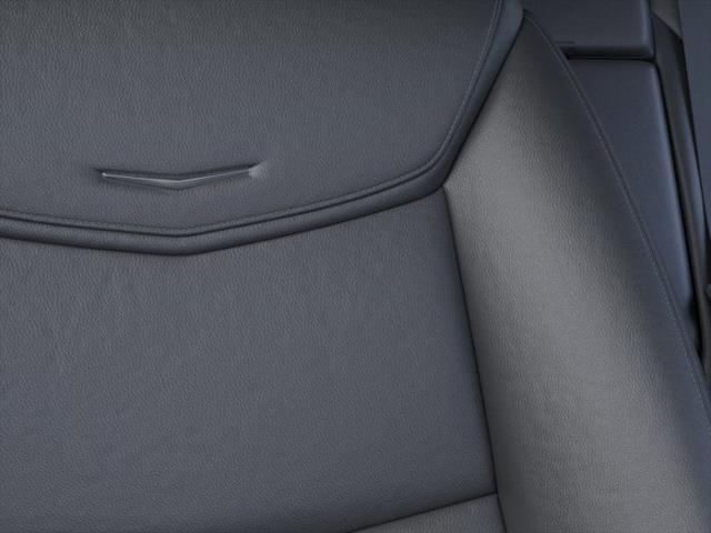 Photo of 2025 Crystal White Tricoat Cadillac XT6