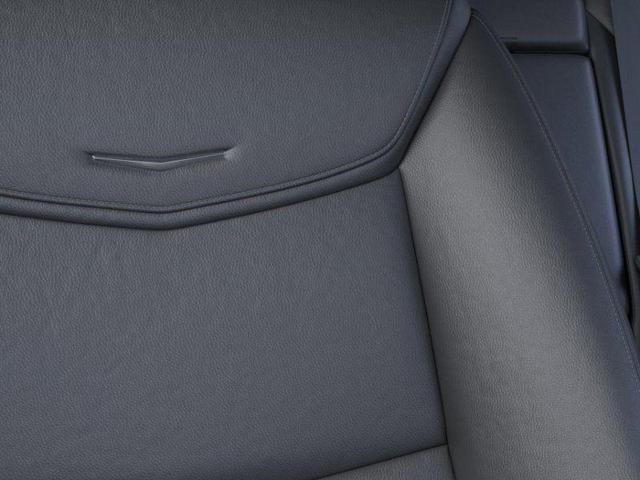 Photo of 2025 Crystal White Tricoat Cadillac XT6