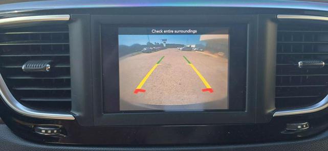 Photo of 2018 Gray Chrysler Pacifica