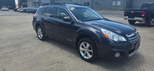 Photo of 2013 Graphite Gray Metallic Subaru Outback