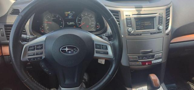Photo of 2013 Graphite Gray Metallic Subaru Outback