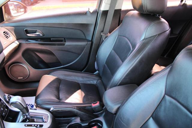 Photo of 2014 Black Granite Metallic Chevrolet Cruze