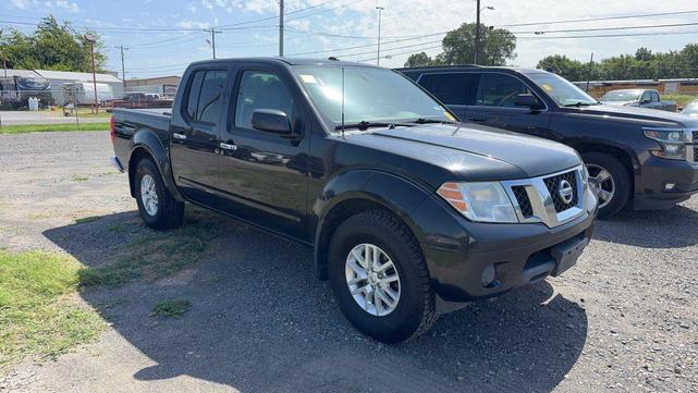 Photo of 2017 Magnetic Black Nissan Frontier