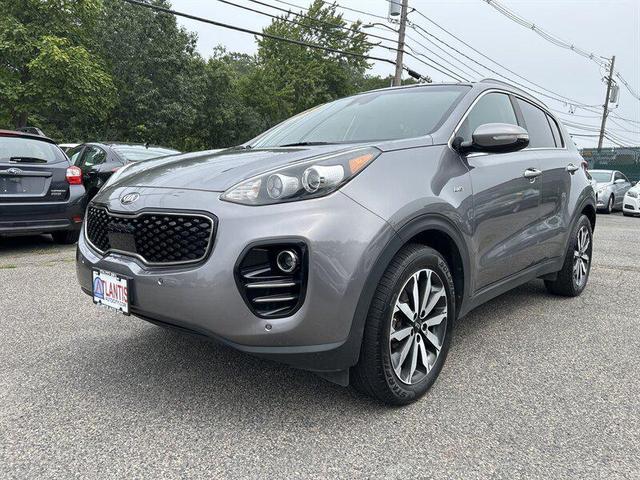 Photo of 2017 Mineral Silver Kia Sportage