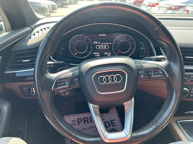 Photo of 2017 Night Black Audi Q7