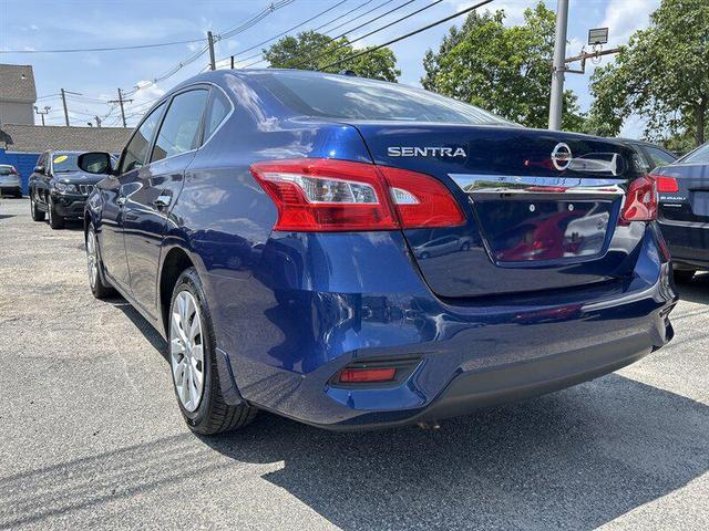Photo of 2017 Deep Blue Pearl Nissan Sentra