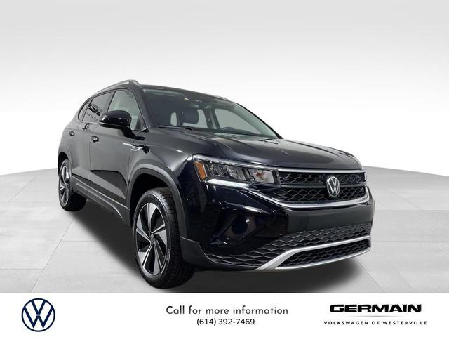Photo of 2024 Deep Black Pearl Effect Volkswagen Taos