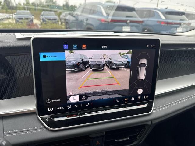 Photo of 2025 Platinum Gray Metallic Volkswagen Tiguan