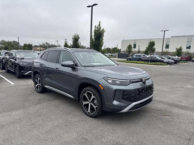 Photo of 2025 Platinum Gray Metallic Volkswagen Tiguan