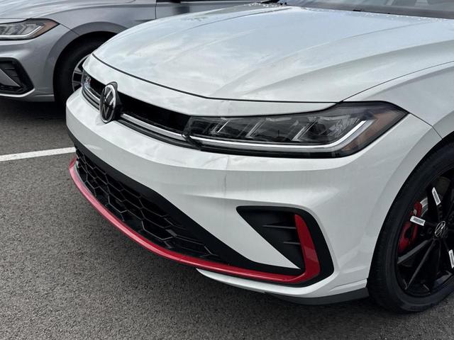 Photo of 2025 Pure White W/Black Roof Volkswagen Jetta GLI