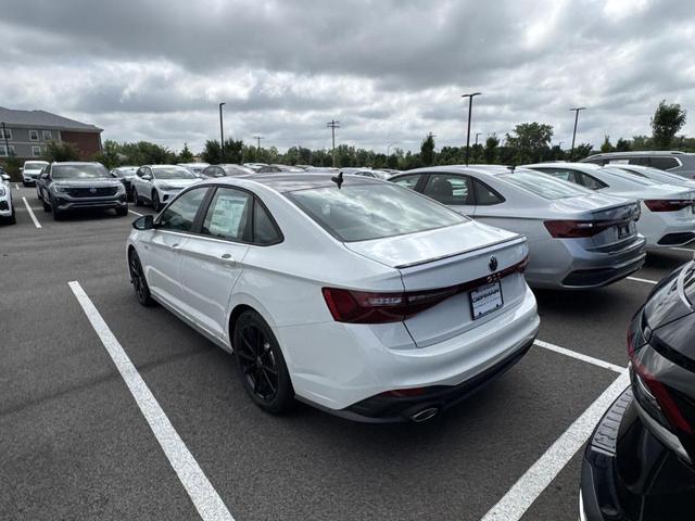 Photo of 2025 Pure White W/Black Roof Volkswagen Jetta GLI