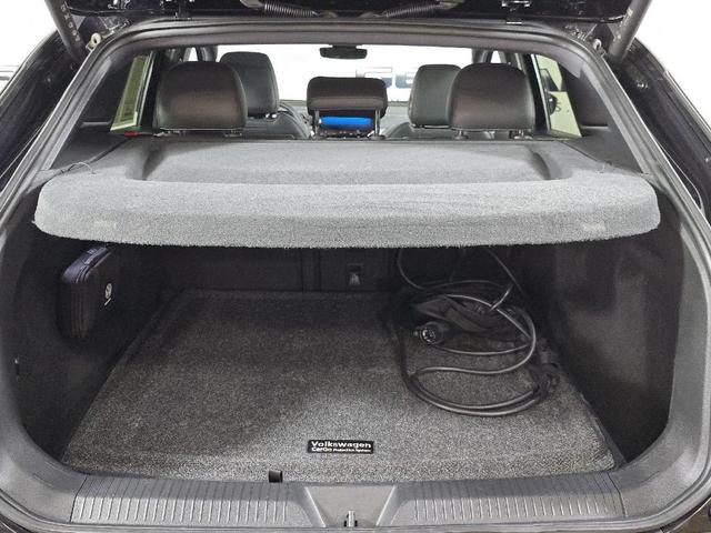 Photo of 2023 Deep Black Pearl Effect Volkswagen ID.4