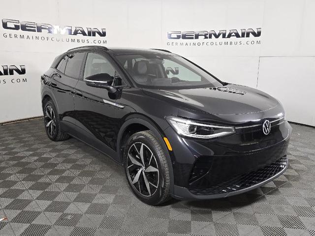 Photo of 2023 Deep Black Pearl Effect Volkswagen ID.4