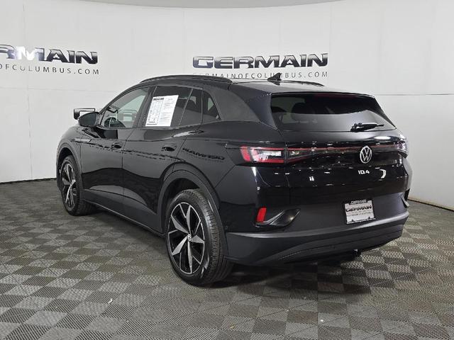 Photo of 2023 Deep Black Pearl Effect Volkswagen ID.4