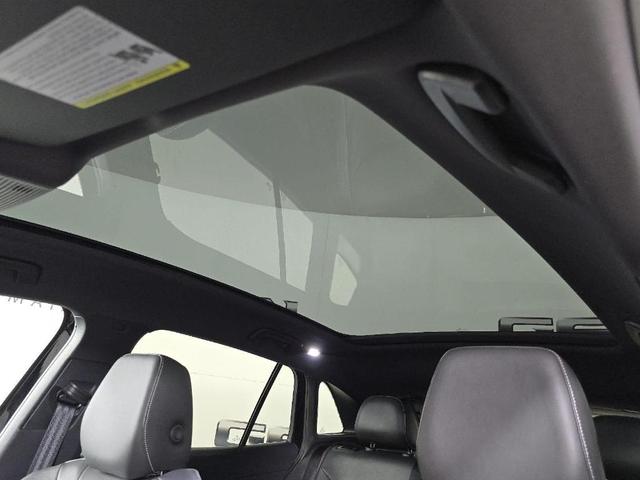 Photo of 2023 Deep Black Pearl Effect Volkswagen ID.4