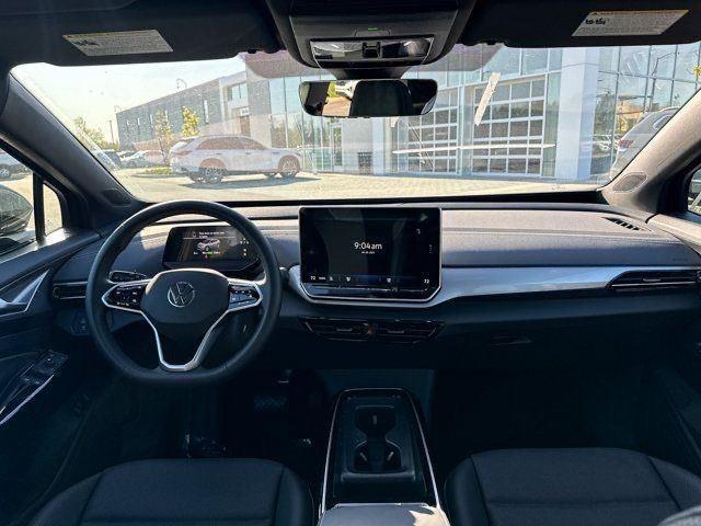 Photo of 2025 Deep Black Pearl Effect Volkswagen ID.4